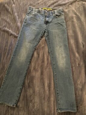 Lee Extreme Motion Light Blue Slim Straight Jeans